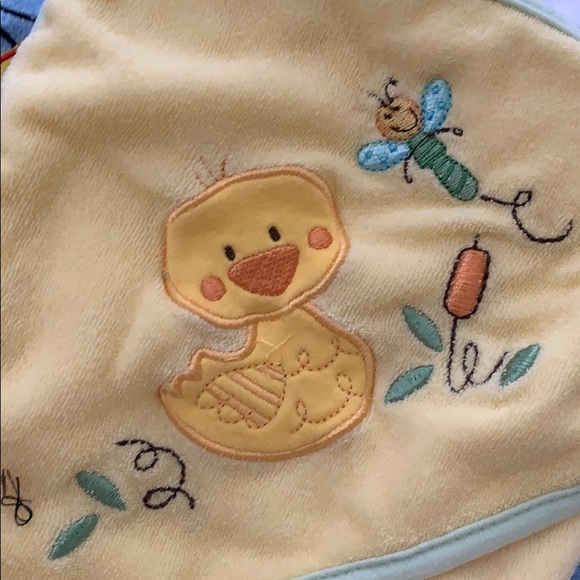 Hooded Baby Bath Towels - Picture 2 of 4